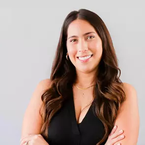 Agustina Serrano, Corte Madera, Mortgage Broker